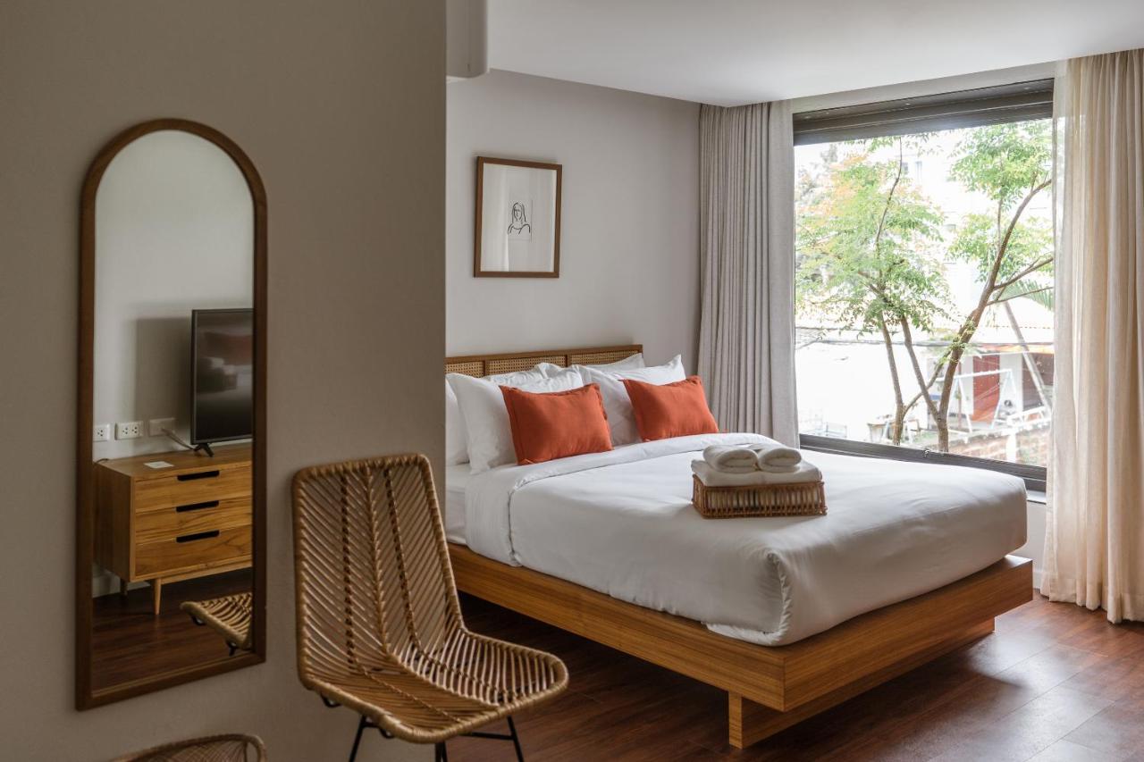 The Earth Hotel Chiang Mai Bagian luar foto