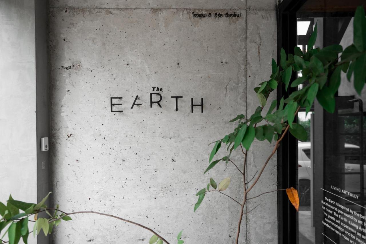 The Earth Hotel Chiang Mai Bagian luar foto